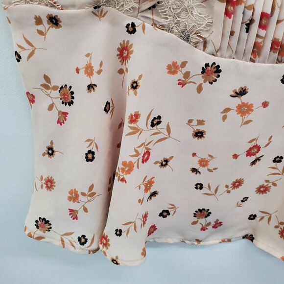 Lauren Conrad Floral Lace Ruffle Blouse Peplum Style Romantic Cottagecore Medium - Picture 4 of 13